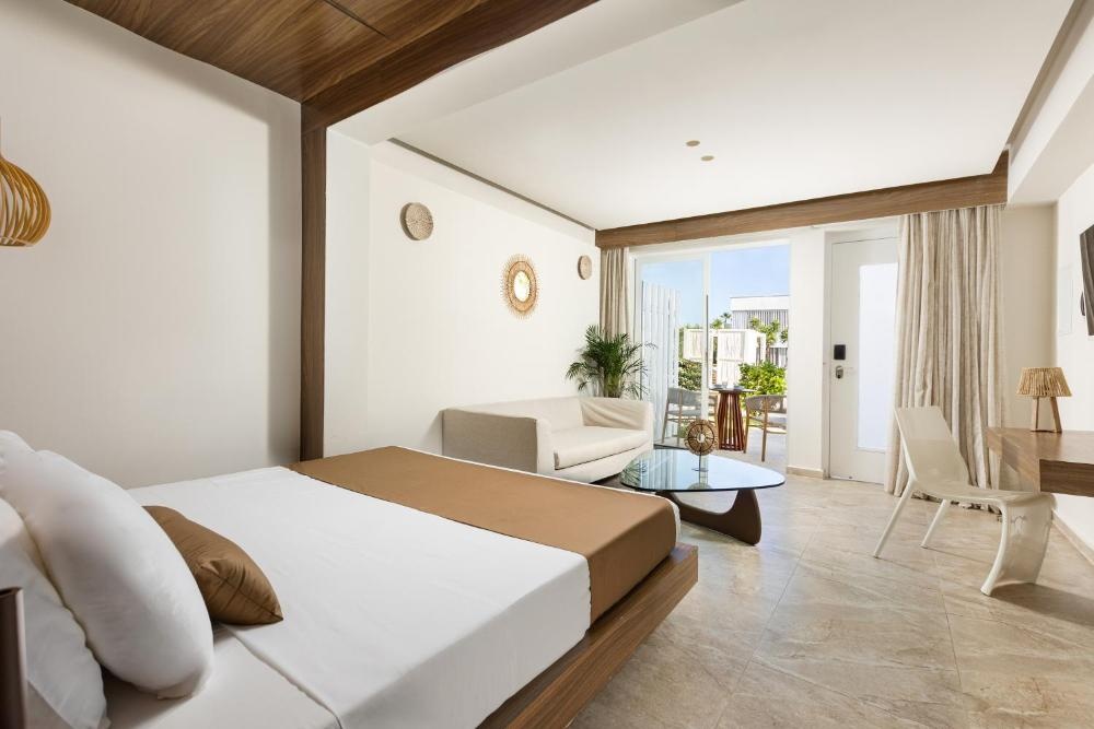 So White Beach Resort