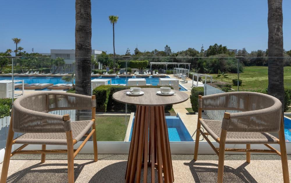 G2PV - Grand Two Bedroom Suite Pool View 